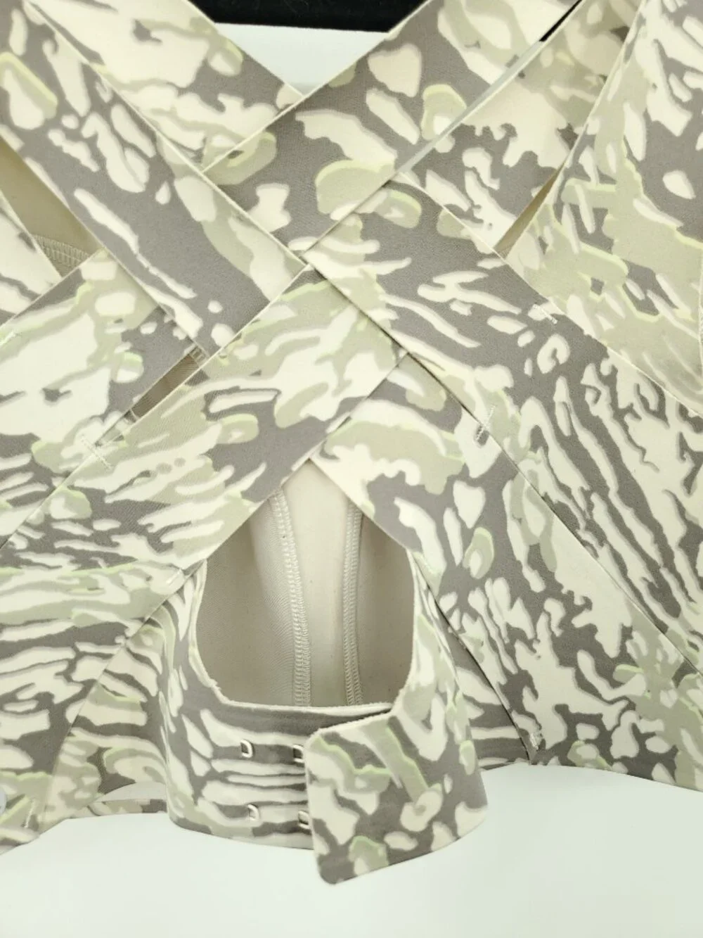 Lululemon Enlite Weave-Back Bra *High Support, A–DDD(E) Cups 34D Liquidize Camo